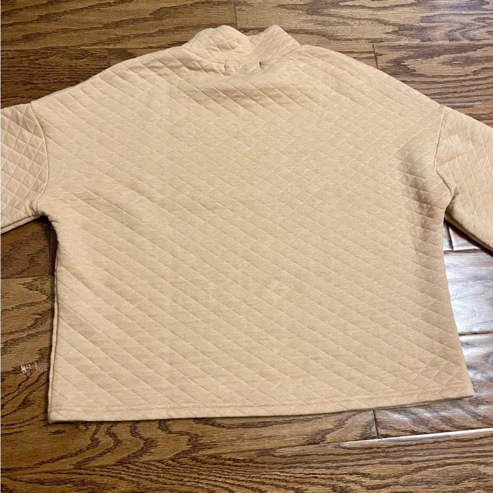 SANCTUARY Starry Eyes Quilted Pullover Sweatshirt in Maple - Picture 3 of 10